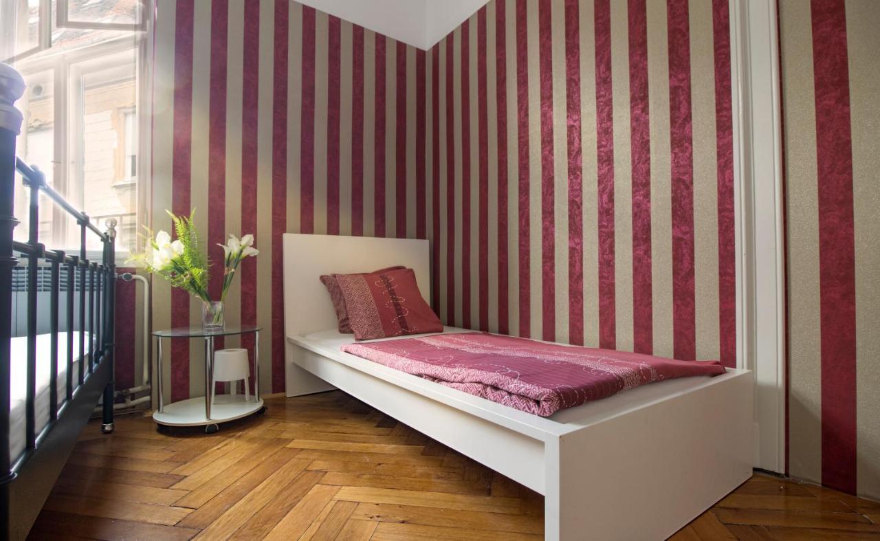 Guesthouse Centar 2 Zagreb Exterior photo